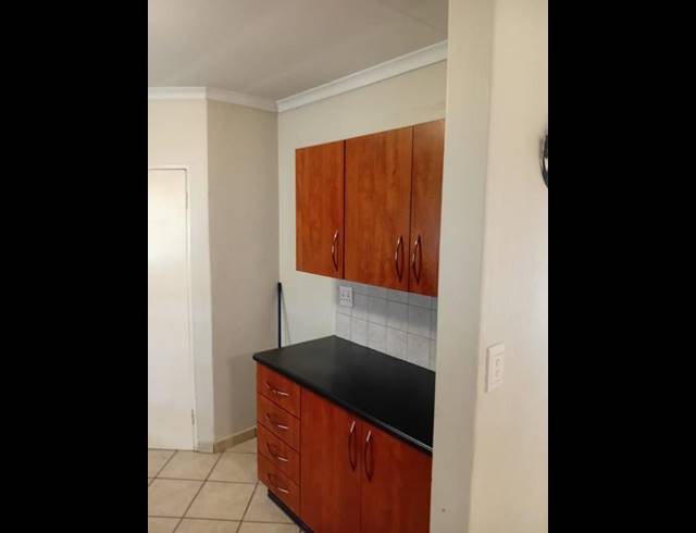 3 BEDROOM APARTMENT FOR SALE IN THE REEDS